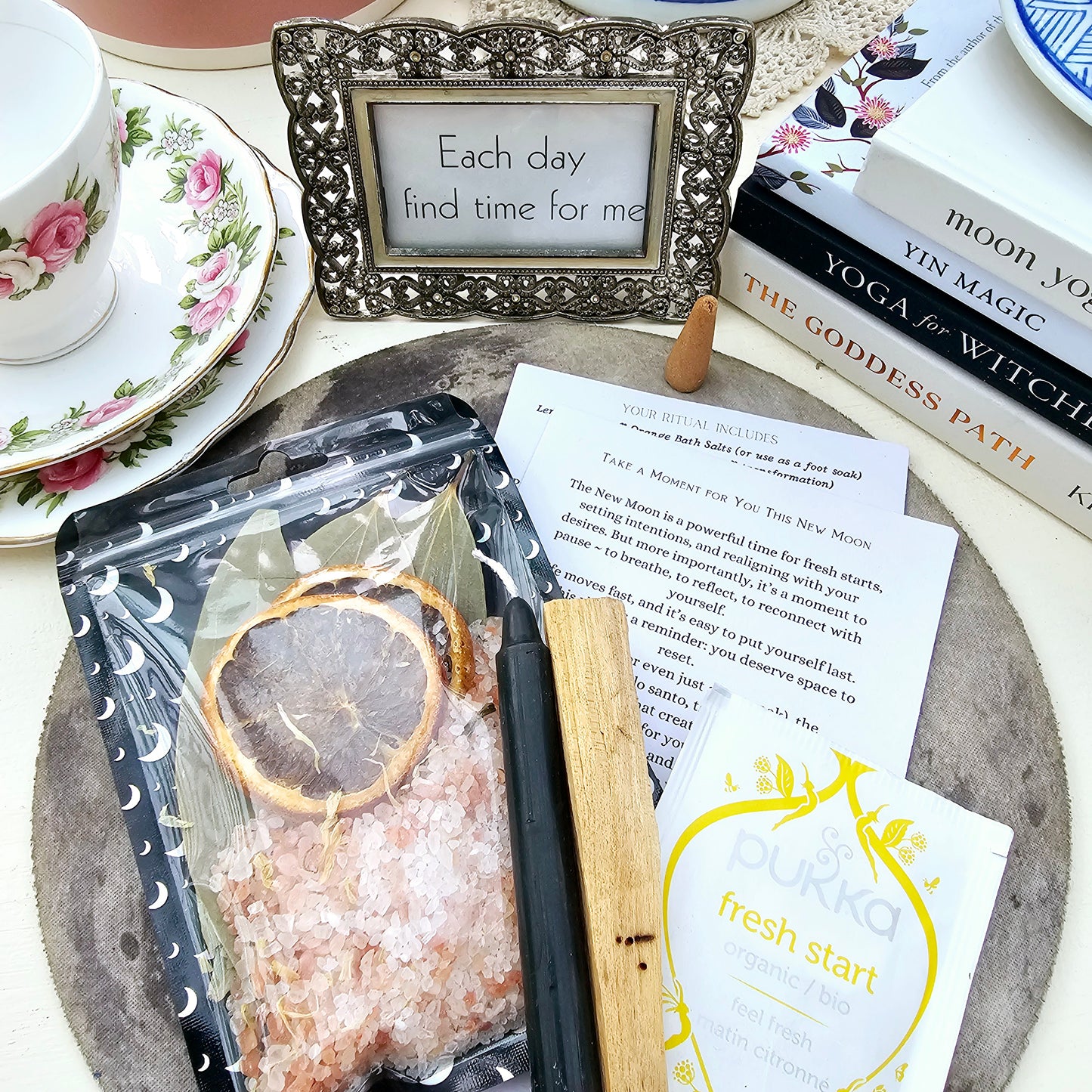 Mini Moon Moments ~ New Moon Box