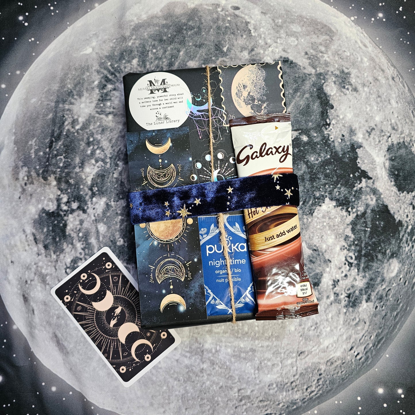 Lunar Library - Choose your book and theme....