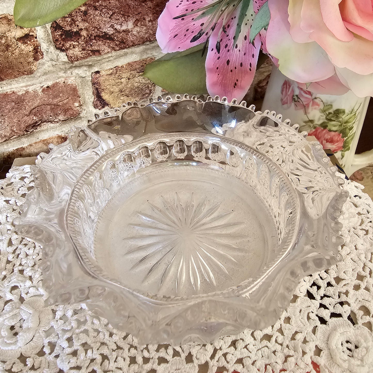 Vintage Heisey Starburst Glass Trinket Bowl with Waved Edge