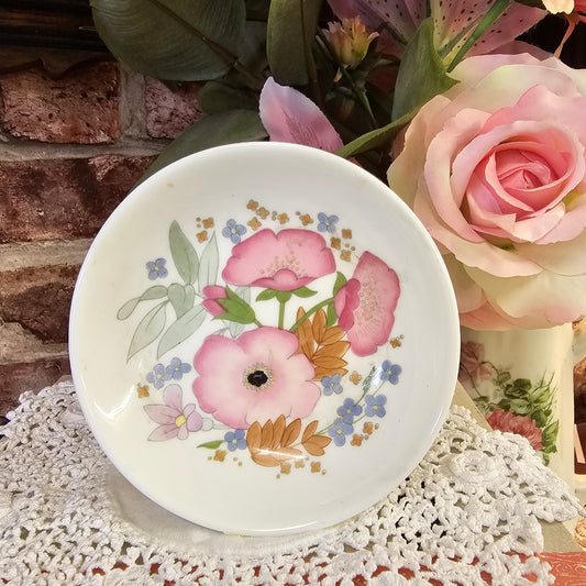 Vintage Wedgwood Pin Dish ~ Meadow Sweet Pattern (1977–1987)